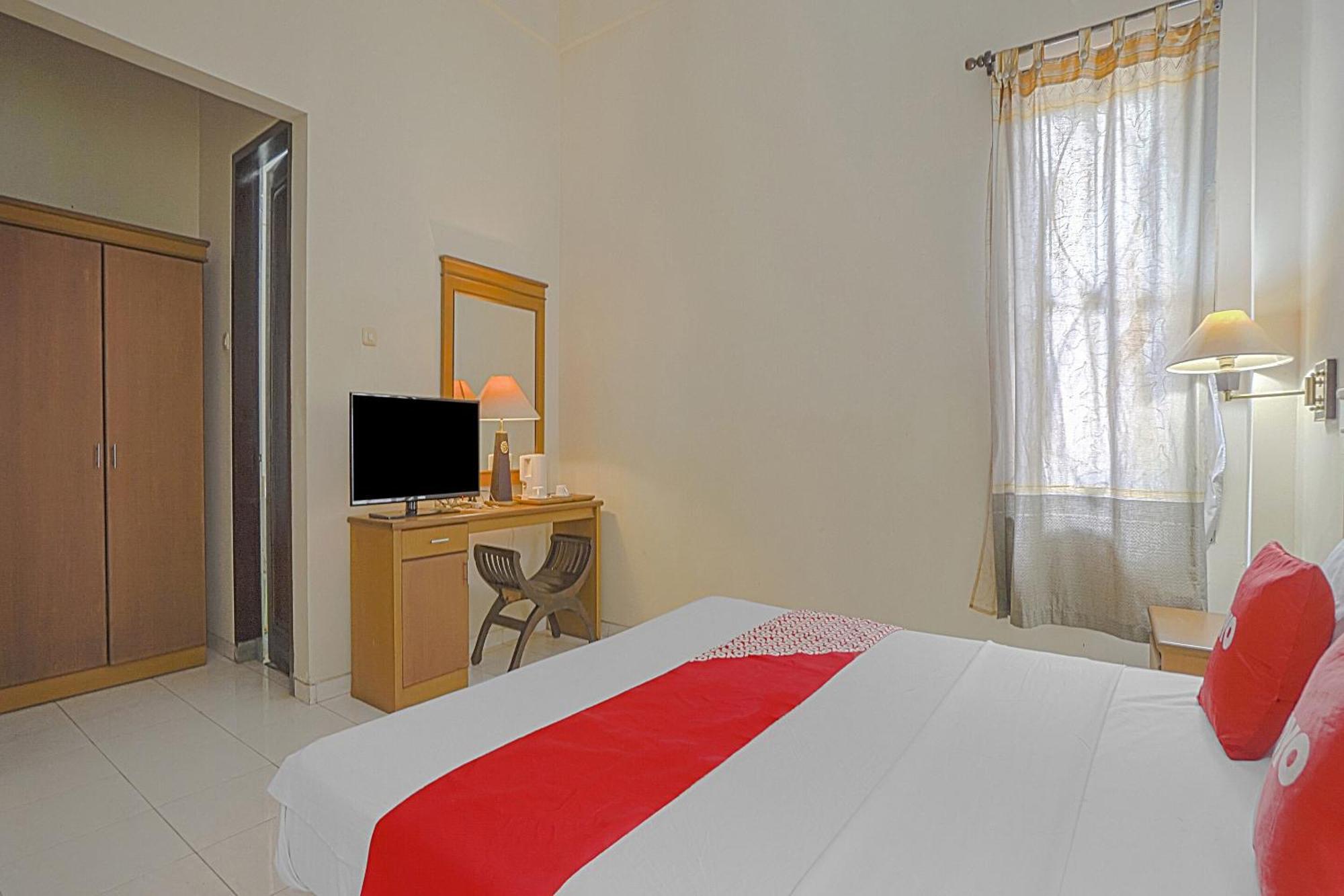 Oyo Life 90589 Palem Garden Hotel Tulungagung Ngoại thất bức ảnh