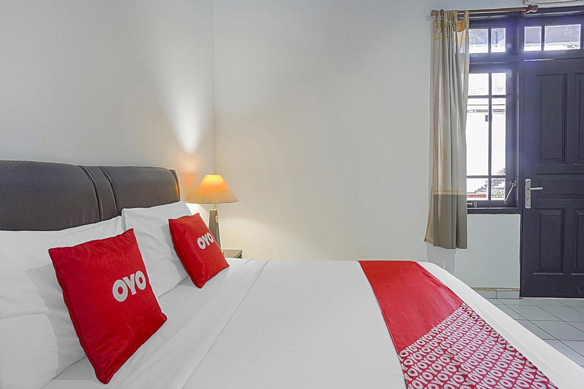 Oyo Life 90589 Palem Garden Hotel Tulungagung Ngoại thất bức ảnh