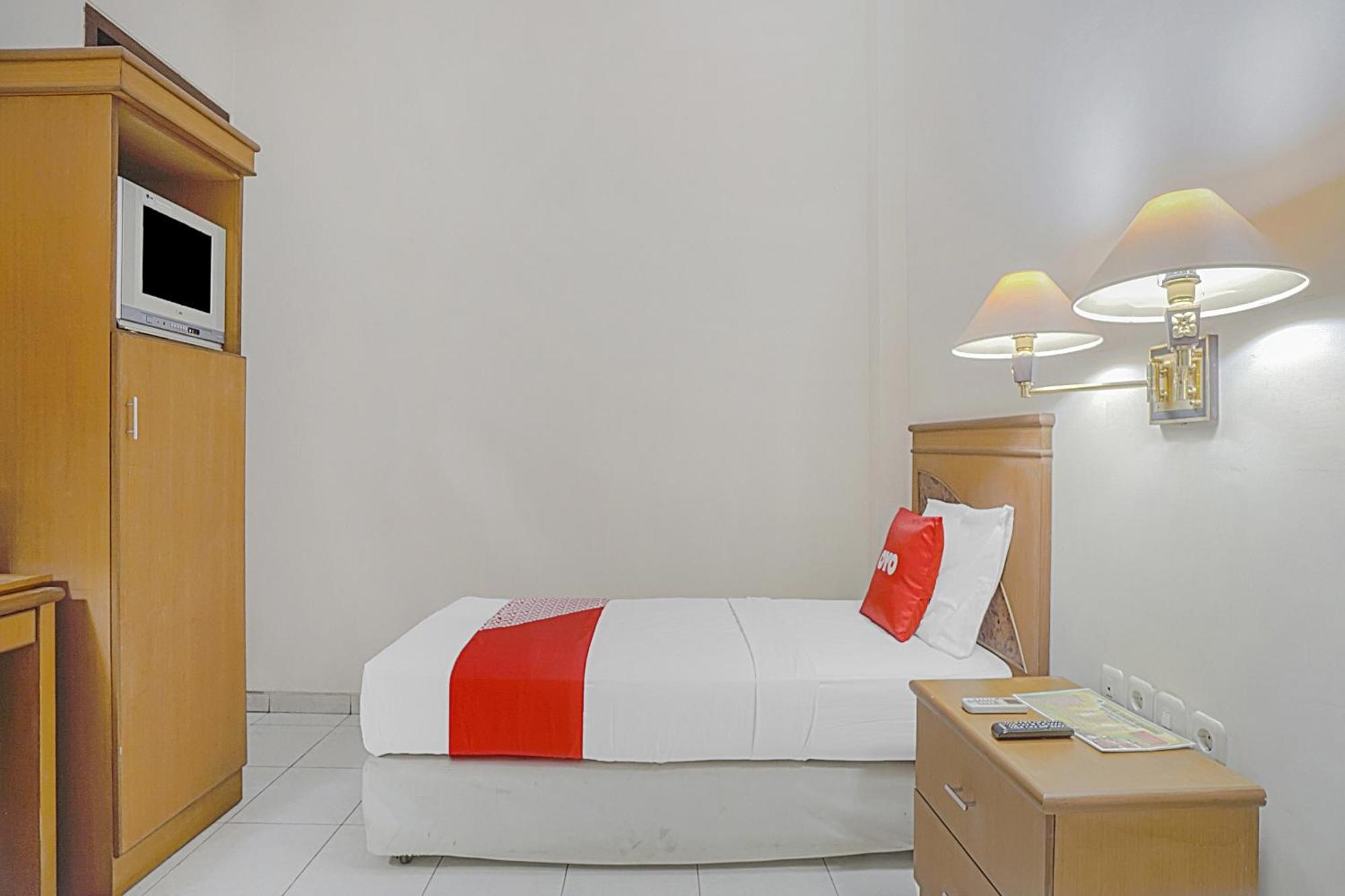 Oyo Life 90589 Palem Garden Hotel Tulungagung Ngoại thất bức ảnh