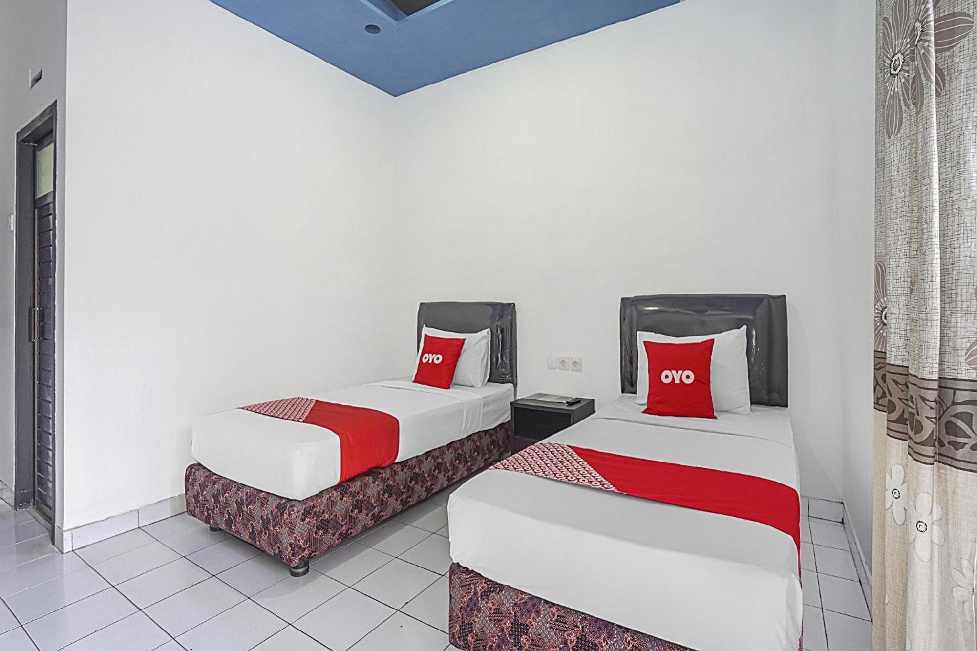 Oyo Life 90589 Palem Garden Hotel Tulungagung Ngoại thất bức ảnh