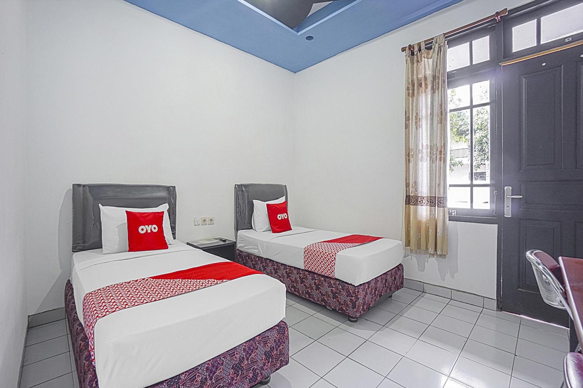 Oyo Life 90589 Palem Garden Hotel Tulungagung Ngoại thất bức ảnh